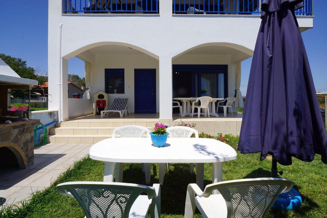 Вилла Dolphins House Paralia Avdhiron Экстерьер фото