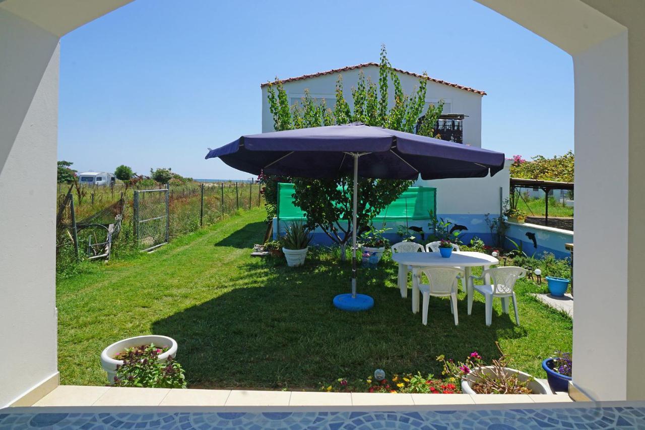 Вилла Dolphins House Paralia Avdhiron Экстерьер фото