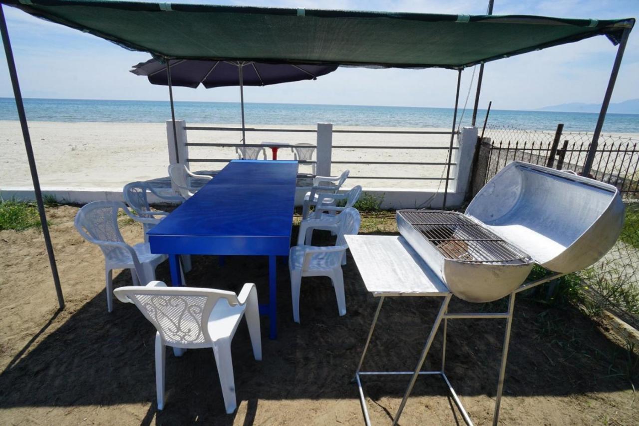 Вилла Dolphins House Paralia Avdhiron Экстерьер фото